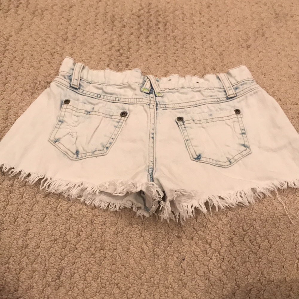 Contraband shorts - Picture 2 of 2